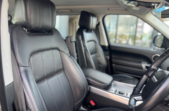 Land Rover Range Rover Sport 3.0 SDV6 HSE AUTO 18