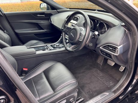 Jaguar XE 2.0i GPF R-Sport Auto Euro 6 (s/s) 4dr 18