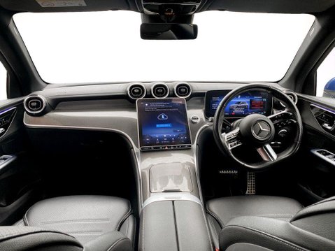 Mercedes-Benz GLC 2.0 GLC300h MHEV AMG Line (Premium) SUV 5dr Petrol Hybrid G-Tronic+ 4MATIC 19