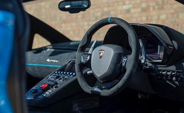 Lamborghini Aventador SVJ LP 770-4 Roadster 15