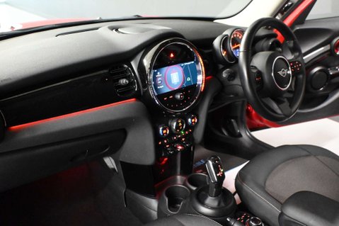 Mini Hatch 1.5 Cooper Classic Auto 5dr 7