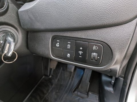 Kia Carens 1.7 CRDi EcoDynamics 3 Euro 5 (s/s) 5dr 16