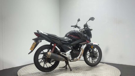 Honda CB GLR125 2018 RUNNING PROJECT COMMUTER BIKE 125CC LEARNER 2