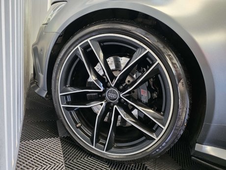 Audi RS6 4.0 TFSI V8 Estate 5dr Petrol Tiptronic quattro Euro 6 (s/s) (560 ps) 31