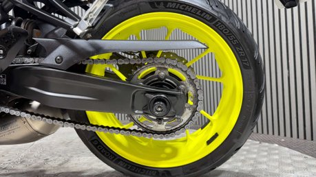 Yamaha MT-07 MT07 2018 ONLY 7K 1 OWNER FULL AKRAPOVIC LONG MOT 700CC 32