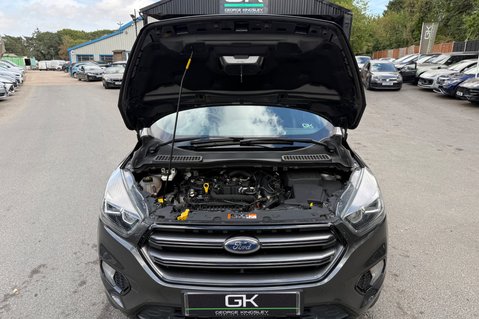 Ford Kuga ST-LINE AUTOMATIC -ONE OWNER- FORD SERVICE HISTORY - APPLE CARPLAY 53