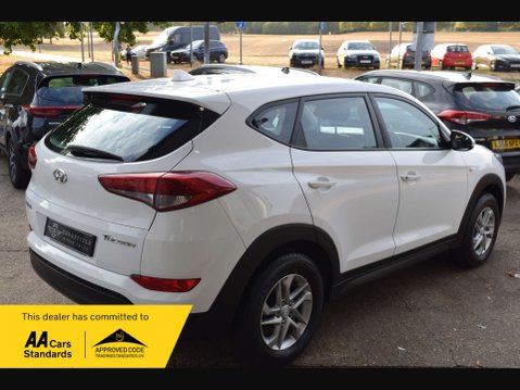 Hyundai TUCSON 1.6 Tucson S Blue Drive 2WD GDi 5dr 3