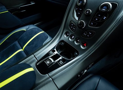 Aston Martin Rapide AMR V12 25