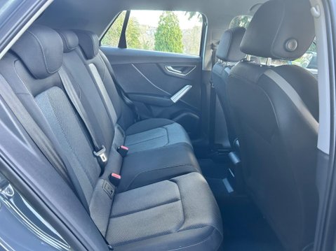 Audi Q2 TFSI SPORT 6