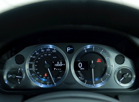 Aston Martin Virage 15