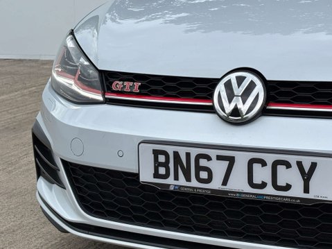 Volkswagen Golf 2.0 Golf GTi Performance TSi Semi-Auto 3dr 33