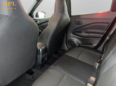 Nissan Juke 1.0 DIG-T N-Connecta SUV 5dr Petrol DCT Auto Euro 6 (s/s) (114 ps) 20