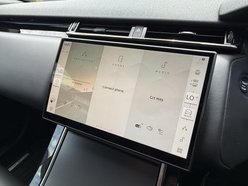 Land Rover Range Rover Velar 2.0 P250 Dynamic HSE SUV 5dr Petrol Auto 4WD Euro 6 (s/s) (249 ps) 44