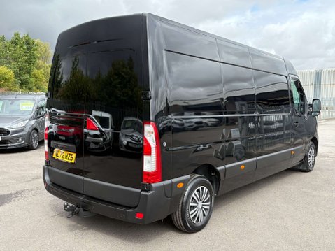 Renault Master 2.3 dCi 35 Business+ Panel Van 4dr Diesel Manual FWD LWB Medium Roof Euro 6 18