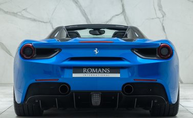 Ferrari 488 SPIDER 11