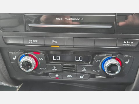 Audi RS5 4.2 FSI V8 Coupe 2dr Petrol S Tronic quattro Euro 5 (450 ps) 24