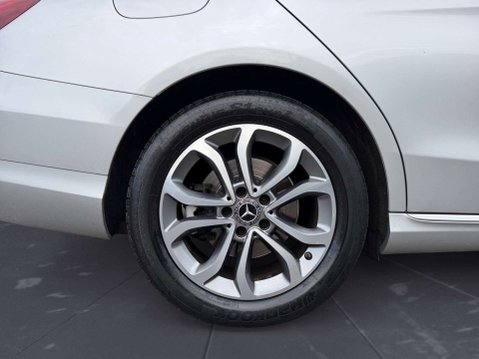 Mercedes-Benz C Class 2.0 C 200 Sport Auto 4dr 14
