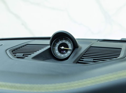 Porsche 911 GT3 (992) 11