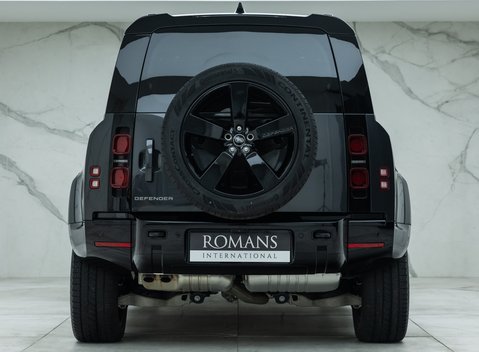 Land Rover Defender 110 D300 X-Dynamic HSE 5