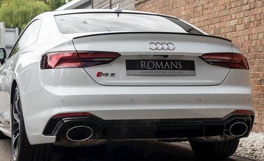 Audi RS5 Coupé 25