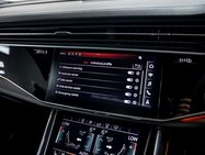 Audi RS Q8 TFSI V8 Vorsprung SUV 4.0 Automatic Petrol 38