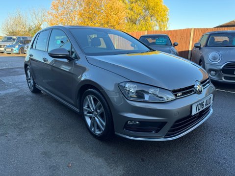 Volkswagen Golf R-LINE TSI ACT BLUEMOTION TECHNOLOGY 1