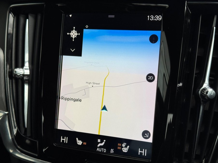 2018 Volvo S90 — image 11