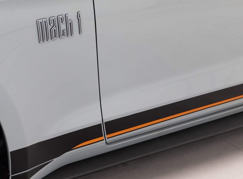 Ford Mustang MACH 1 25