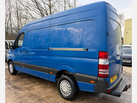 Mercedes-Benz Sprinter 2.1 211 CDi Panel Van 4dr Diesel Manual RWD L2 H3 (109 bhp) 16