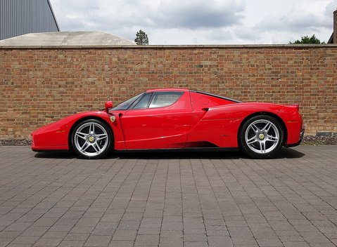 Ferrari Enzo 17