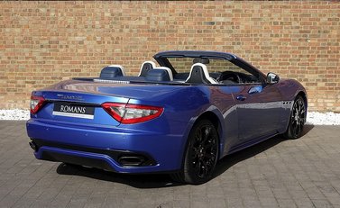 Maserati Grancabrio Sport 22