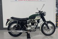 Triumph Bonneville 650cc 1