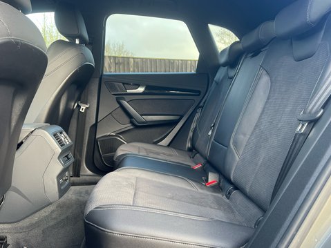 Audi Q5 TFSI QUATTRO S LINE BLACK EDITION 9