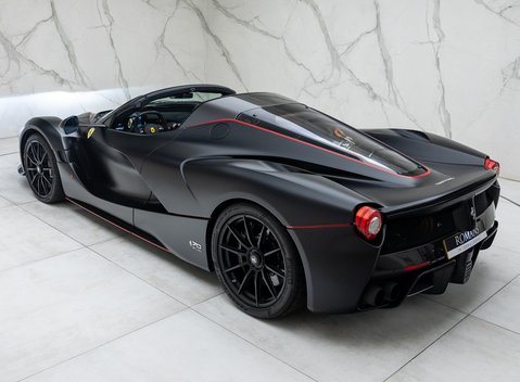 Ferrari LaFerrari Aperta 19