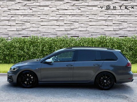 Volkswagen Golf 2.0 Golf R TSi Semi-Auto 4WD 5dr 4