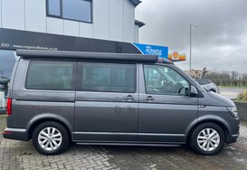 Volkswagen California BEACH 2.0 TDI AUTO CAMPERVAN 9