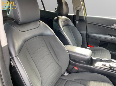 Kia Sportage 1.6 T-GDi 13.8kWh 3 SUV 5dr Petrol Plug-in Hybrid Auto AWD Euro 6 (s/s) (26 10