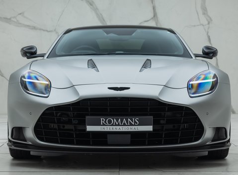 Aston Martin Vanquish V12 7