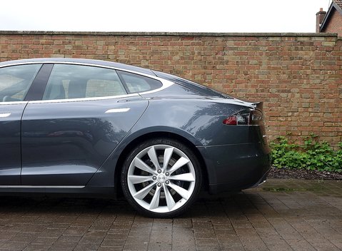 Tesla Model S S 90d 7
