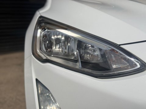 Ford Focus 1.0T EcoBoost Titanium Hatchback 5dr Petrol Auto Euro 6 13