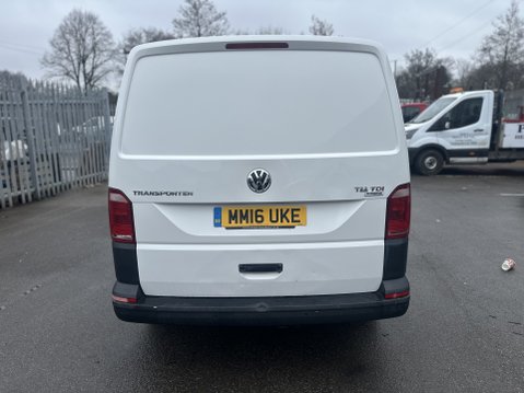Volkswagen Transporter T32 BMT TDI LONG WHEEL BASE 140BHP NO VAT 6