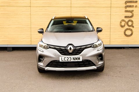 Renault Captur TECHNO E-TECH 5