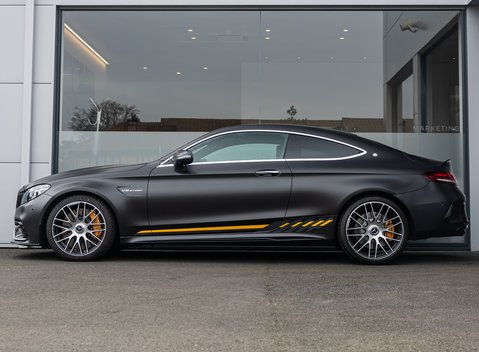 Mercedes-Benz C63 AMG S FINAL EDITION 3