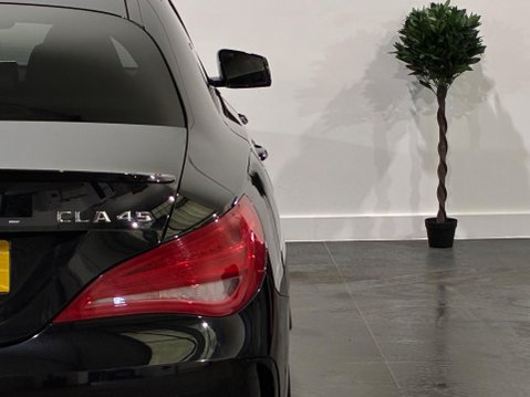 Mercedes-Benz CLA Class 2.0 CLA45 AMG Coupe SpdS DCT 4MATIC Euro 6 (s/s) 4dr 57