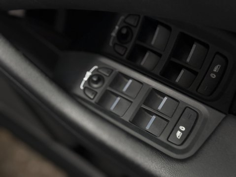 Jaguar I-Pace 400 90kWh SE Auto 4WD 5dr 67