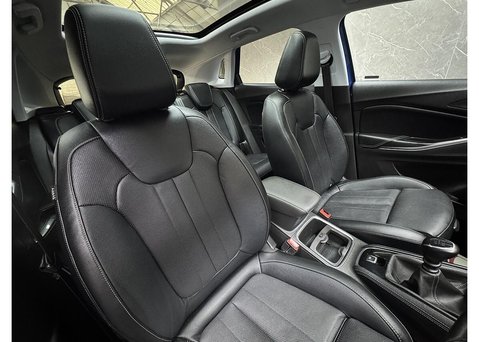 Vauxhall Grandland X 1.5 Turbo D BlueInjection Elite Nav SUV 5dr Diesel Manual Euro 6 (s/s) (130 36