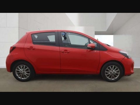 Toyota Yaris 1.3 Yaris Icon VVT-i 5dr 9