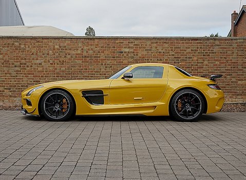 Mercedes-Benz SLS AMG Black Series 6