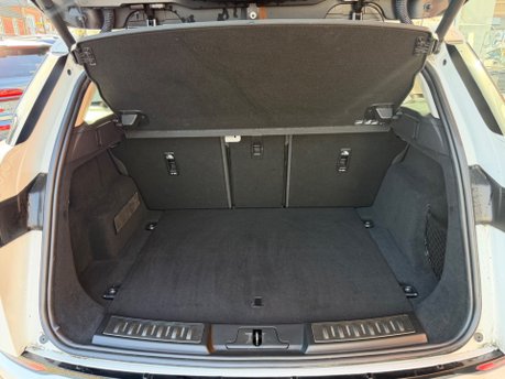 Land Rover Range Rover Evoque SE MHEV 16