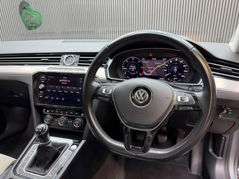 Volkswagen Passat 2.0 TDI GT Euro 6 (s/s) 5dr 54